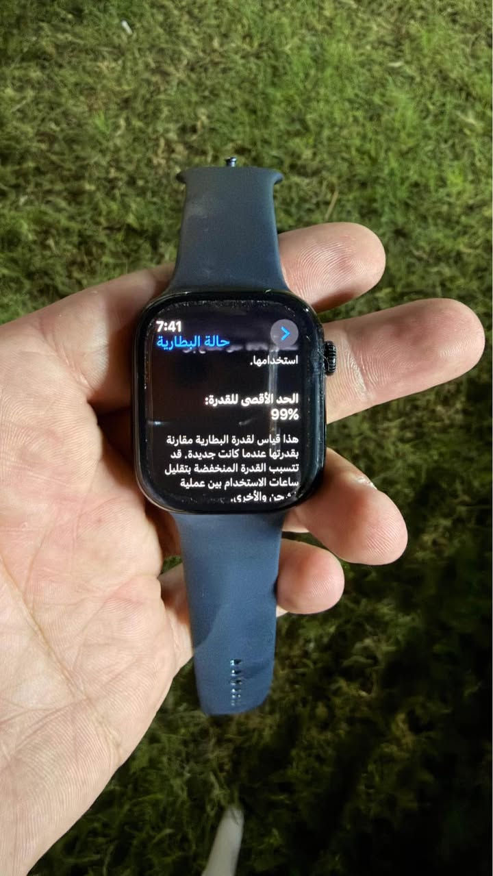 السلام عليكم
ساعة جيل 10 نظيفة وغراضها كاملة
بطارية 99
للبيع بــ 375 الف 
بغداد/الاطباء
*********** بغداد, العراق
