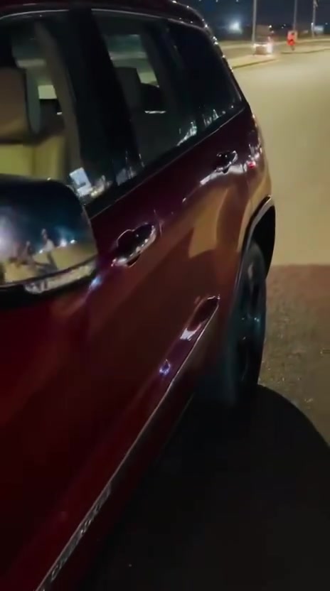 سلام عليكم عدي جيب ١٢ جديده لوك اعلى مواصفات بجيب جاهزه ربع ما بيها نقص اريد مراوس بسيارع صغيره مال تكسي حادثها جاملغ خلفي اي ستفسار اني خادم خاص مفتوح و رقمي بي واتساب ***********
