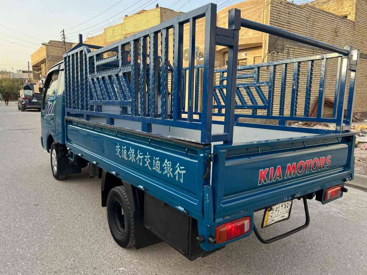 سلام عليكم. كيه البيع.  فنتيره مديل 98رقم بغداد.  صبق بكانات فقط.  مكينه وكير واكسن وشاصي خير من الله.  تخم تاير جديد.  كهربائيات شغاله.   محجر تفصال.   دواخل حلوه.  صدر امامي خلفي جامد.   تحويل مباشر.  السعر 63وبيه مجال.  الاستفسار علا رقم الهاتف ‏‪***********‬‏ المكان بغداد الورفلي
