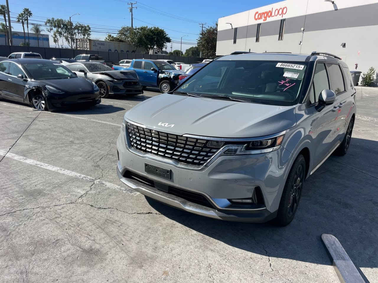 السلام عليكم
كياء كرنفال برسيج  فول ً
موديل 2024 
السعر 245 
واقع حال في عمان الحره 
مدت الوصول 25/1
منا عنده كتاب شهداء تدخل بدون كمرك رقم مجاني   
اتصل عل الرقم ***********
