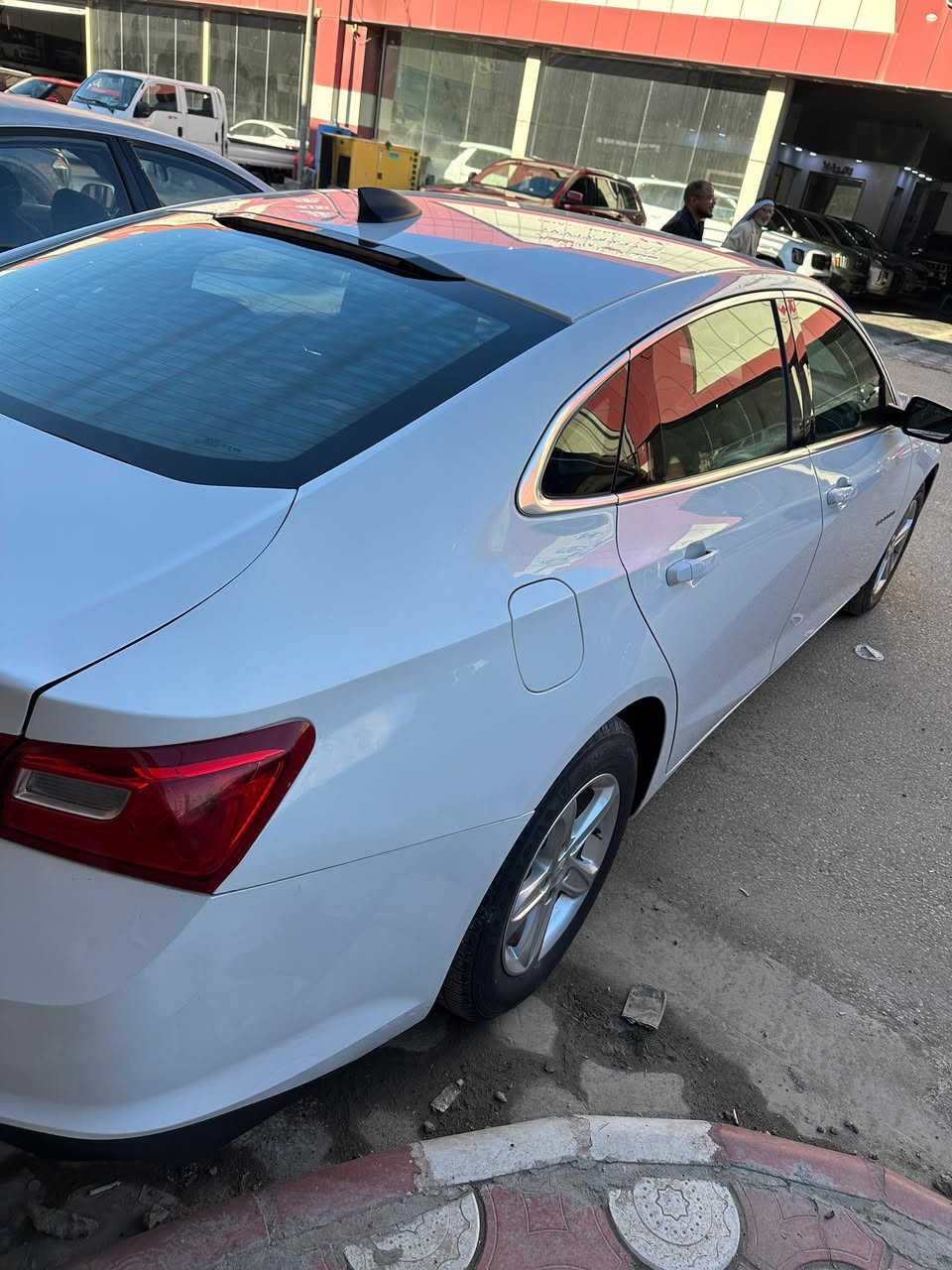 ماليبو ٢٠٢٤ حادث خلفي بدون ايبرباك بجم كبس
سياره جديده مابيه اي نقص 
بدون رقم السعر ١٢٧ وبيه مجال
للاستفسار ***********
