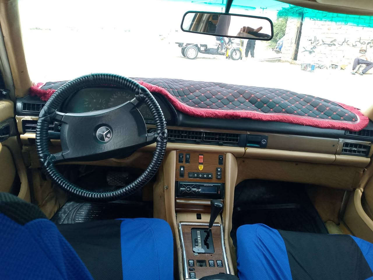 يا الله سلام عليكم  مارسد رئاسي موديل 88 سنويه مشروع وطني ل27
كير ومكينه 3000فيشه وبطل مكفولات 
تخم تاير بل كارتون. كهرباء كله شغاله. جام يصعد وينزل 
تبريد ثلج. وي سويج. مصبوغه عام. 
مكفوله من الحادث. 
حداديه 60بل ميه.  
السعر.  35.  وبيه مجال بصيط للشراي فقط 
العنوان ذي قار الغراف العشاير ***********
