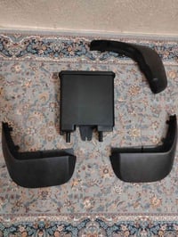 اغراض سيارات • للبيع