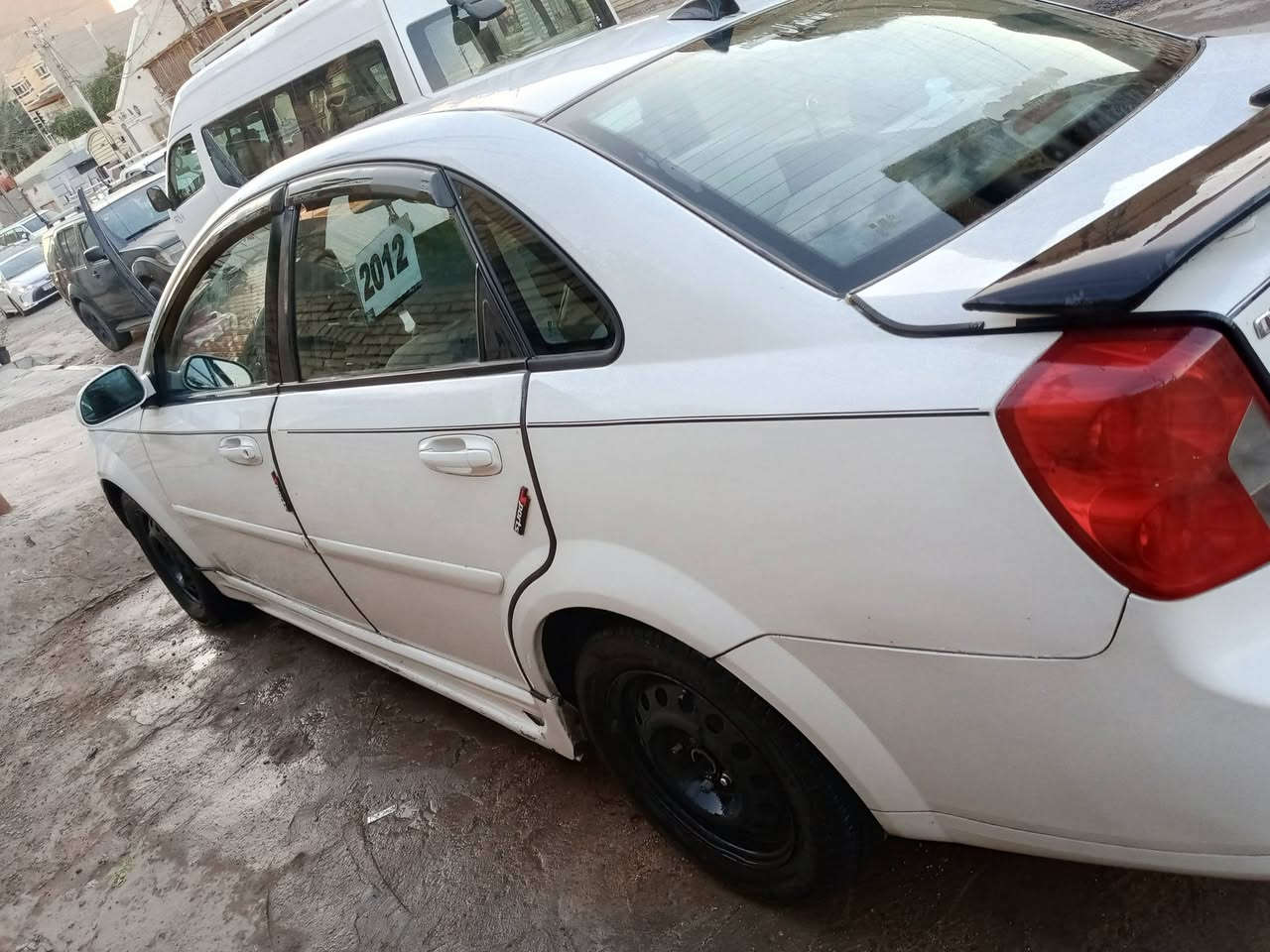 سلام عليكم سياره اوبتره خليجيه موديل ١٢ رقم بغداد  دولي  مشروع وطني    كير ومكينه كفاله بالكارتون  بيها قطعين صبغ  سياره  حداديه صدر  جديد بشرط دواخل جديده كلش  تخم تاير جديد  تحكم مري شاشه  تاب   تحكم ستيرن كهربائيات كلها شغاله جرس الانذار ١٢٠ شغال  شرط السياره احلا من صور السعر٩٠   بيها مجال بسيط جدا مكان السياره بغداد للاتصال ***********
