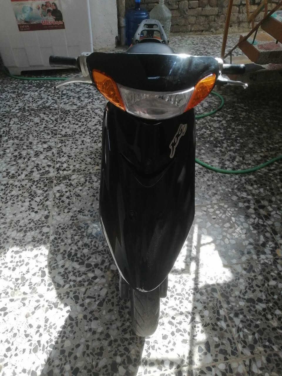 السلام عليكم دراجة60للبيع خيير من الله مكينة مكفولة كفالة عامة السعر خاص العنوان بغداد مدينة الصدر الرقم***********
