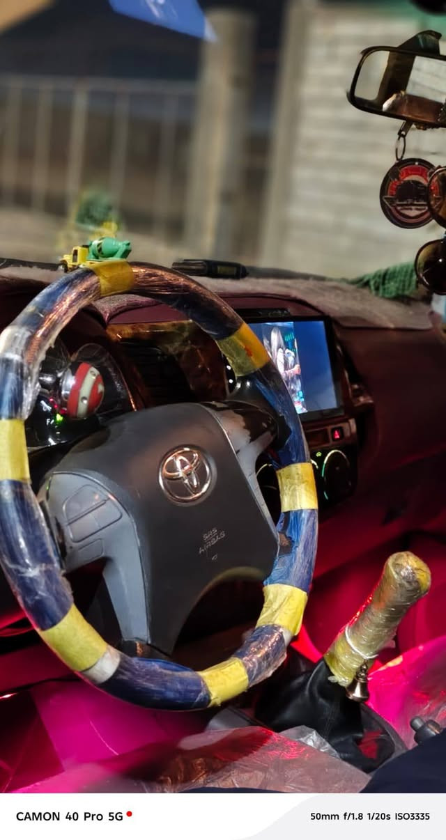 سلام عليكم للبيع بيكم هايلوكس 2013 مكفوله كفاله عامه
 كير محرك مكفول مامفتوح
 تخم تاير  
صدر جديد 
سياره بلاديه 
شاشه كامره 
حساسات
 تحكم ستيرين
  مكاني  خان بني سعد 
***********
