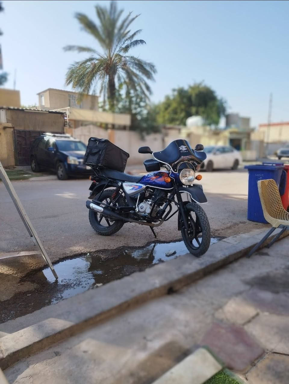 سلام عليكم بوكسر 2023 مرقم نكليزي 
صندوق قماش + خوذه مستخدمه
تخم تايرات جديد
منضومه زنون
شاشه كاربلي 
جامه فراشه + جامه صغيره
السعر 2 مليونين و100 وبيها مجال حك الجيه مستعجل علئ بيعتها مكفوله كفاله عامه ما عدا صوت التفيلس ***********
