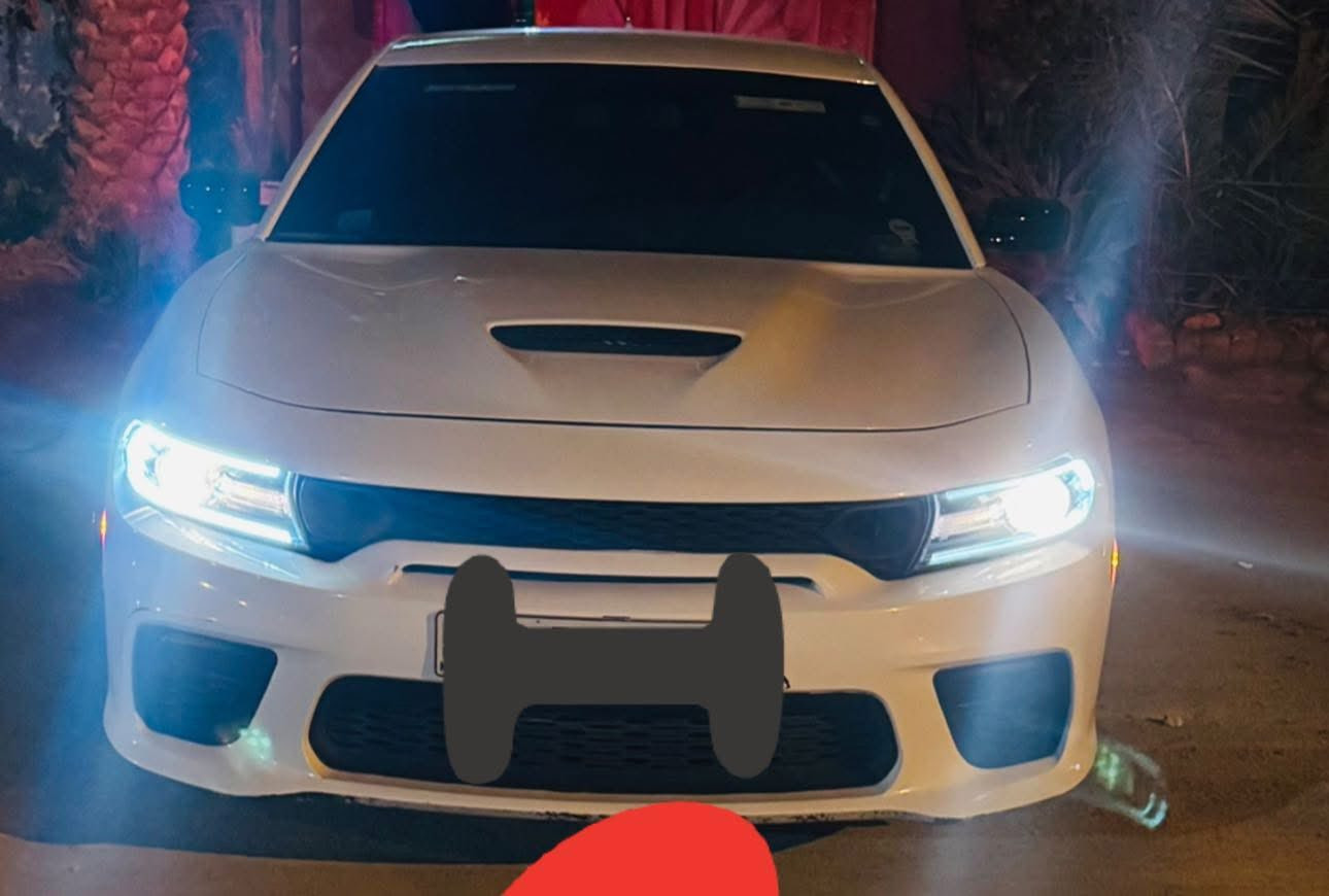 سلام عليكم
جارجر جيتي 2022 

ابيض 
رقم سليمانيه 2029 

3.6 

حادثه موضح بلصوره 

سيارة 3 قطع 

سعر 230 ومجال بسيط 

مكاني نجف ***********

وات ساب ***********
