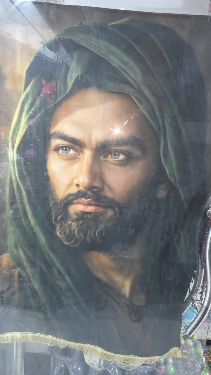عظّم الله أجورنا وأجوركم بقدوم شهر محرم الحرام، وجعلنا الله وإياكم من السائرين على نهج الإمام الحسين (عليه السلام)، ورزقنا إحياء هذه الأيام بالطاعة والذكر والصبر. 🖤
توفر لدينا رايات وقطع من اصغر الاحجام الى اكبر حجم 
يوجد زناجيل 
دمامات
نقارة 
مستعدون لتجهيز المواكب والحسينيات و بأسعار مناسبة
محل قابل ابو حيدر مقابل مطبعة الحويش


**إذا كنت صاحب هذا الإعلان وتريد حذفه لأي سبب، رجاءا أرسل رسالة إلى الدعم الفني**