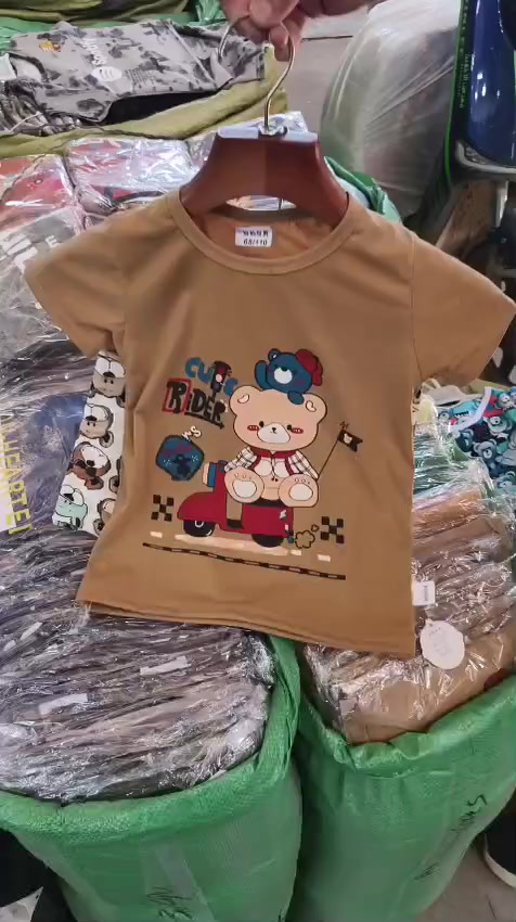 برموده ولادي  
قياس 50/60
 السعر30الف بدون تحديد


**إذا كنت صاحب هذا الإعلان وتريد حذفه لأي سبب، رجاءا أرسل رسالة إلى الدعم الفني**