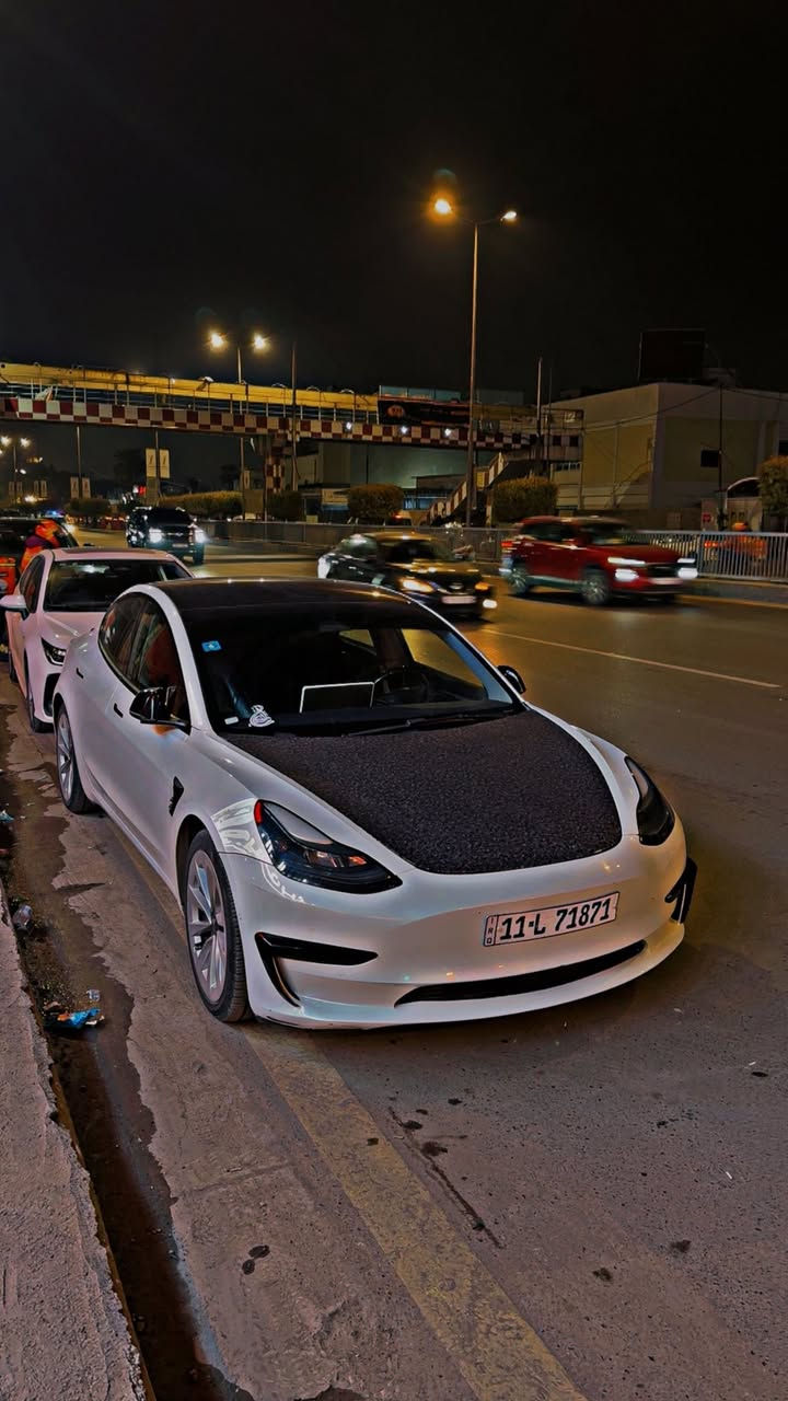 السلام عليكم
تسلا مودل 3 

2022 Dul Motor

( السياره واكف التحديث على 75% متحدث )

والتحديث. عل قديم ماكو لغه عربي فقط انكليزي 

السياره اونلاين

مربوطه عل تطبيق الاحمر 

معروفه مواصفات التسلا  

ضرر السياره ( جاملغ السايق مبدل + بنيد مبدل + جاملغ خلف السايق مصبوغ + جاملغ خلف ال الراكب معدل بارد )

السياره ماشيه 90 الف كيلو

السعر : 168 او مراوس مع تسلا تك او دبل رقم اربيل حصراً


**إذا كنت صاحب هذا الإعلان وتريد حذفه لأي سبب، رجاءا أرسل رسالة إلى الدعم الفني**