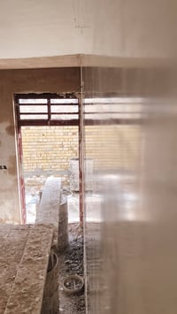 كادر خلفات جص وبورك من بغداد وهذا رقمي 07739509656متفرغ حاليا