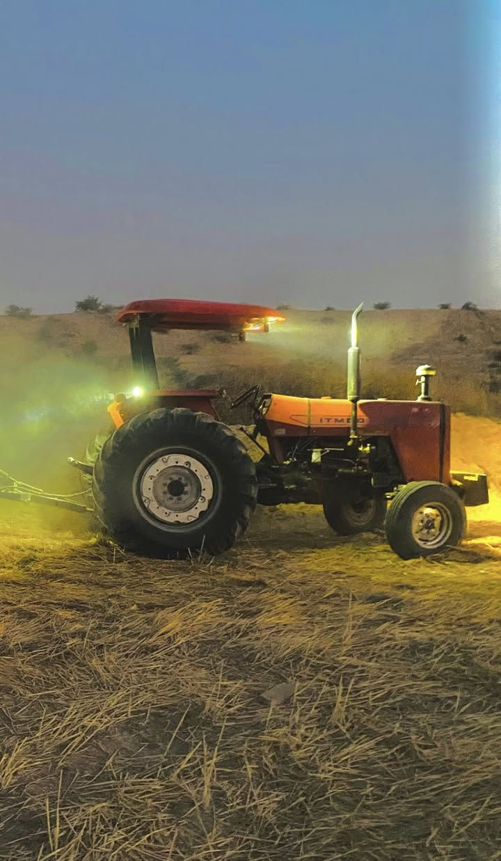 فوركسن ايراني 285للبيع
موديل2012
تايرات شركه 
محرك شركه
 كركوك داقوق
***********
