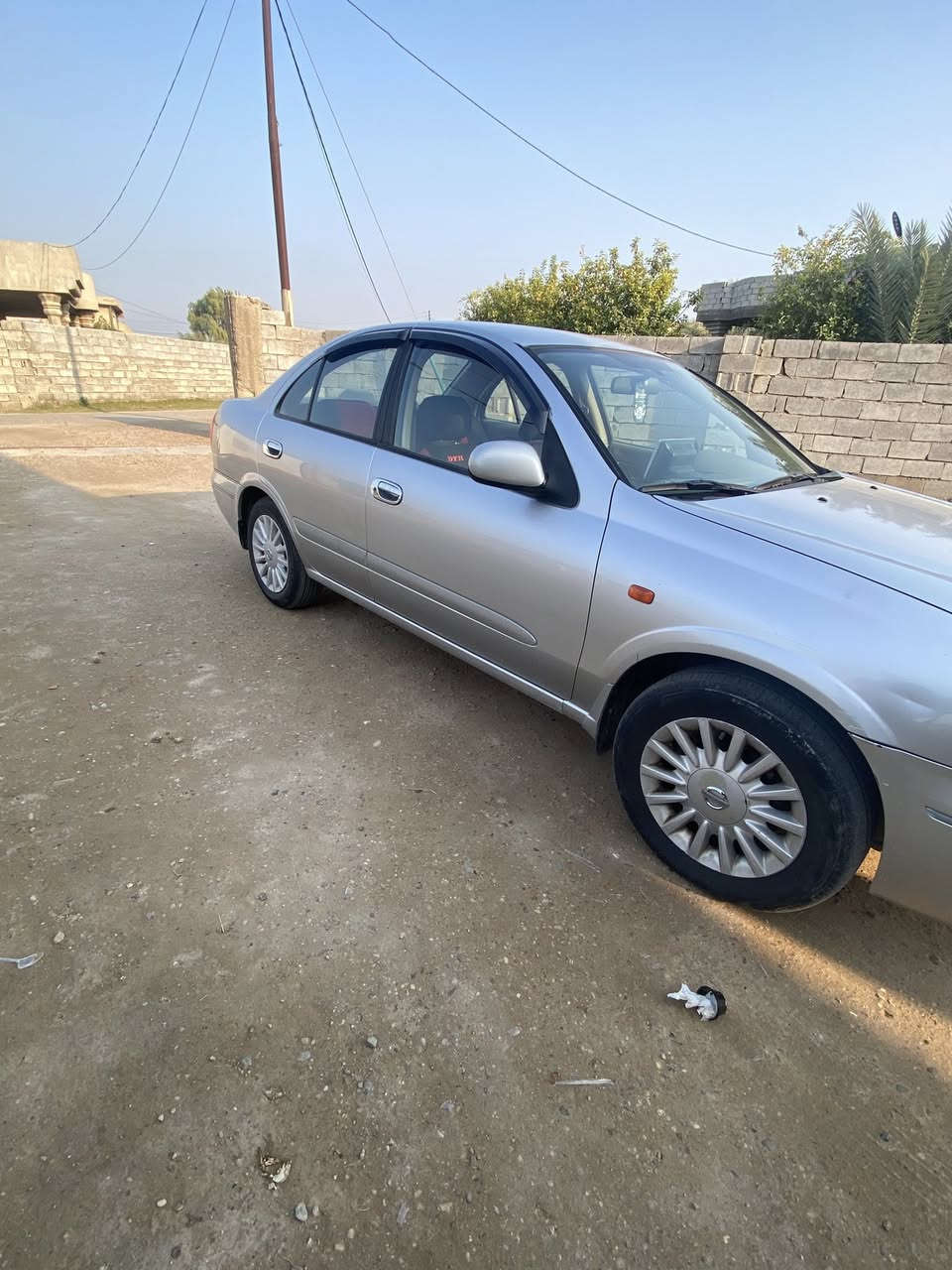 سني ياباني 2008 مكفوله من الصبغ والتبديل والحادث بيها مكانات بارد قليل وبيها مكانات جراد محرك  قبق اسود 
السعر 98 وبيها مجال قليل 
رقم بغداد 
ابي غريب /خان ضاري 
***********
