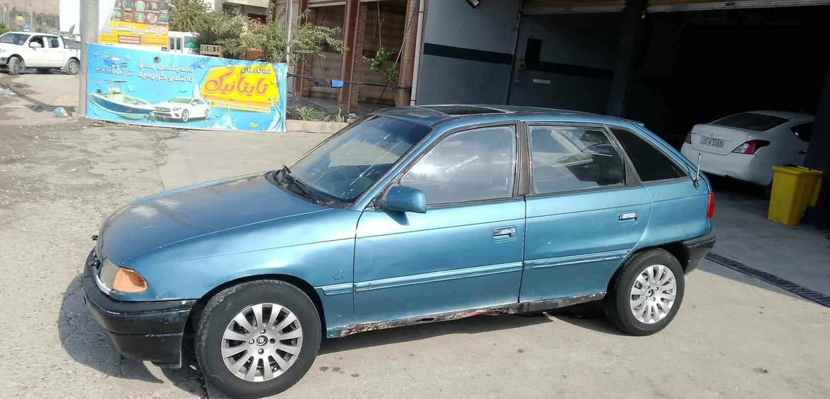 بەناوی خوا فرۆشتنی خێرا ئۆپل استرا مەکینە ١٦ تاک نۆ زڵ  لایت فڵچە ئیشارەت تەرجیل ئیستۆپ لایت گشت گیانی ئیش ئەکە تەیەو ویلی لۆک پاتری لۆک نرخ تەنیا ٧ گەڵا قفڵ کەمیک سەوتی جوعوبی مەکینەی هەیە  نەدوو کەڵ نە بوغار هەیە بەشەرت ماڵی فەقیر ٧ گەڵا قفڵ تکایە زانیاریکان بخوینەوە ئەنجە تەلەفون بکە سەیارە بە قەرز و نامە نافرۆشم بەس تەلەفون سلیمانی گەڕەکی تواسپی نزیک هەواری شار ؟
*********** السليمانية, العراق
