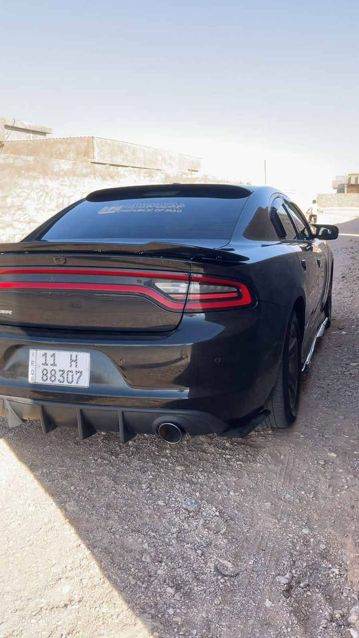 سلام عليكم
دوج جارجرSXT موديل  2015
رقم بغداد نكليزي بسمي 
سياره ستخدام شخصي
 موصفات عاديه
شاشه كبيره
كامره دواره
حساس خلفي
تشغيل عن بعد
ماشيه 144
حدث سياره
جاملغ جهة سايق مصلح نفسه فقط موضح بسونار
سعر  (170ورقه) 
مكان سياره كربلاء
التواصل *********** كربلاء, العراق
