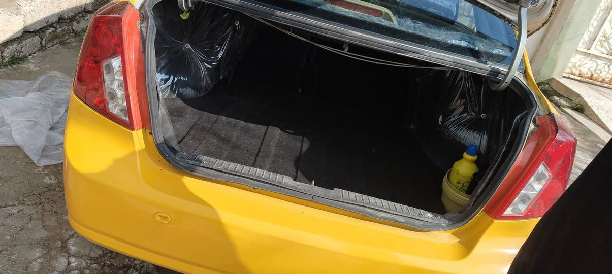 السلام عليكم ملاحضه للبيع او مرواس حسب القناعه اوبتره 2010 رقم نينوى بيها قاصر شرط التحويل توماتيك محرك وضفيره وعقل شرط كصه كير شرط مطلوبه هيئه وغرامات 9 ورقات ينزلن من حكها طخم تايرات جدد بكلايتات جدد لايتات جدد بلاجكتورات جدد طخم امامي كامل كلو جديد داخل جديد سياره مدامه بل كامل السعر 60 للاستفسار ***********
