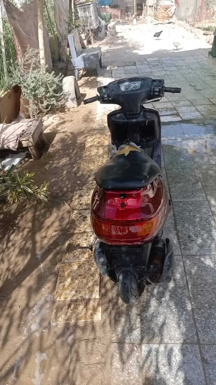 فراشه نثيه للبيع مفتوحه مره وحده وكلشي شغال بيهه ومابيهه اي عطل بيهه نقوصات بسيطه دراجه خرسه وسلف وهندر باتري جديد تايرات جدد سعرهه 300 وبيهه مجال كلش قليل مكاني دوانيه مركز


**إذا كنت صاحب هذا الإعلان وتريد حذفه لأي سبب، رجاءا أرسل رسالة إلى الدعم الفني**