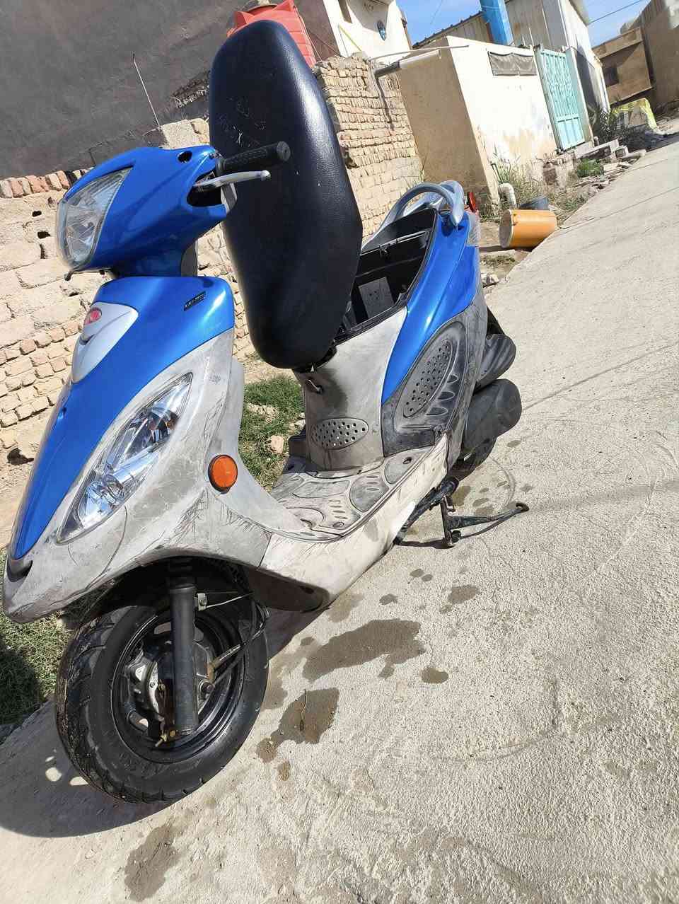 سلام عليكم دراجه كامكو   2v دراجه 15 دراجه مكفوله كفاله عامه  950وبيه مجال قليل التواصل ***********
