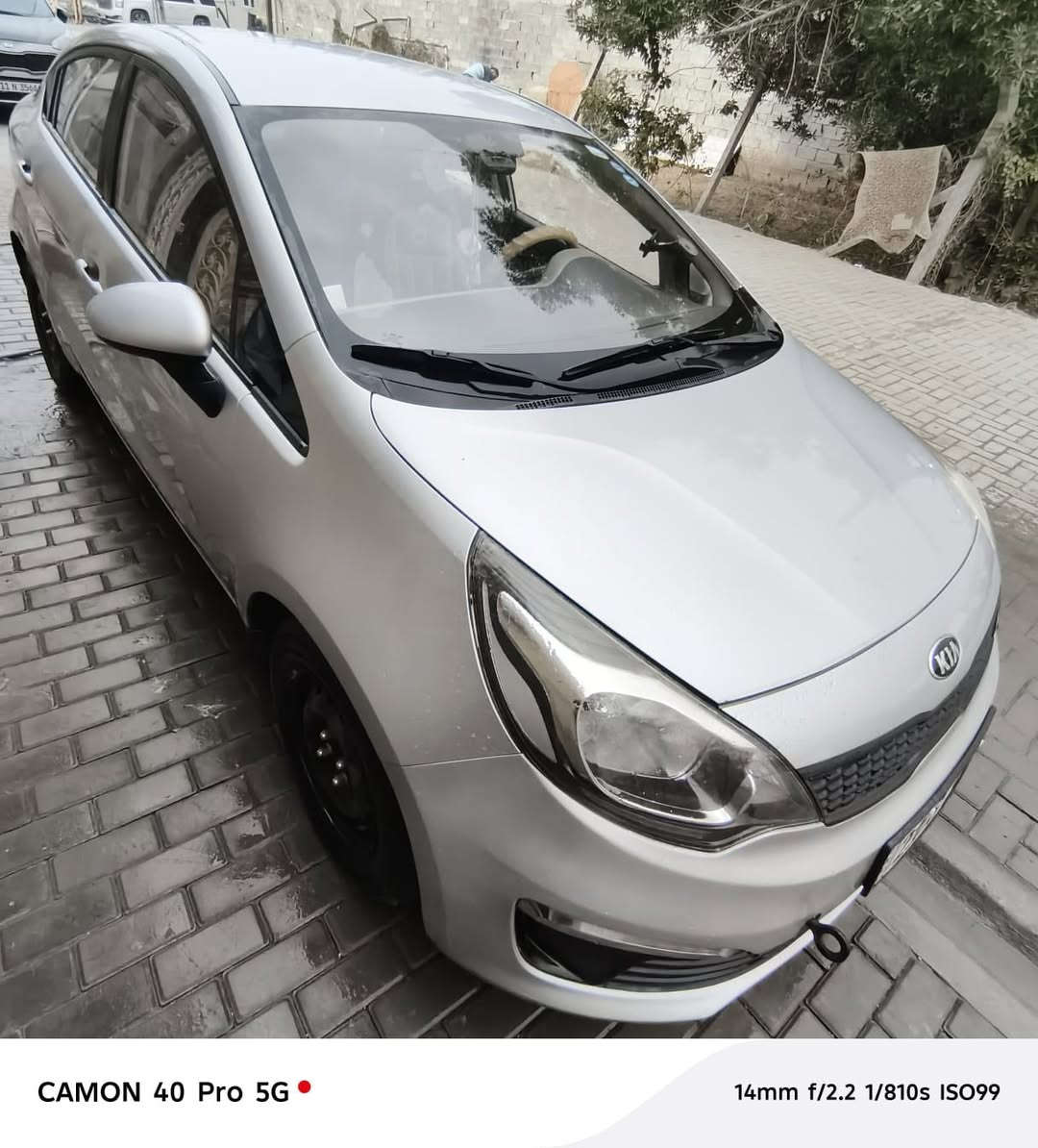 السلام عليكم ورحمة الله وبركاته
من رخصة الادمن المحترم 
للبيع فقط
كيا ريو موديل ٢٠١٧ خليجي …
رقم سليمانية باسمي تحويل ثاني يوم 
رقم مميز 
ماشية ١١٤  الف كيلو 
محرك ١٦٠٠ دوش 
شاشة + كامرا خلفية 
تحكمات ستيرن 
كروز كونترول 
بدون حادث 
سونار موجود بالمنشور 
السعر ١٠٢ ورقة وبيها مجال بسيط 
*********** متوفر واتساب
