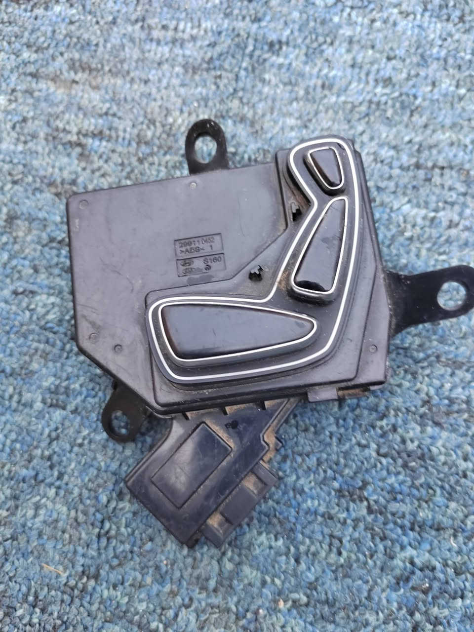 غراض ازيرا  م̷ـــِْن موديل 12 الئ 15يرهم
مكاني الديوانية السعار جوة سوك  تواصل خاص  +اتصال
***********
