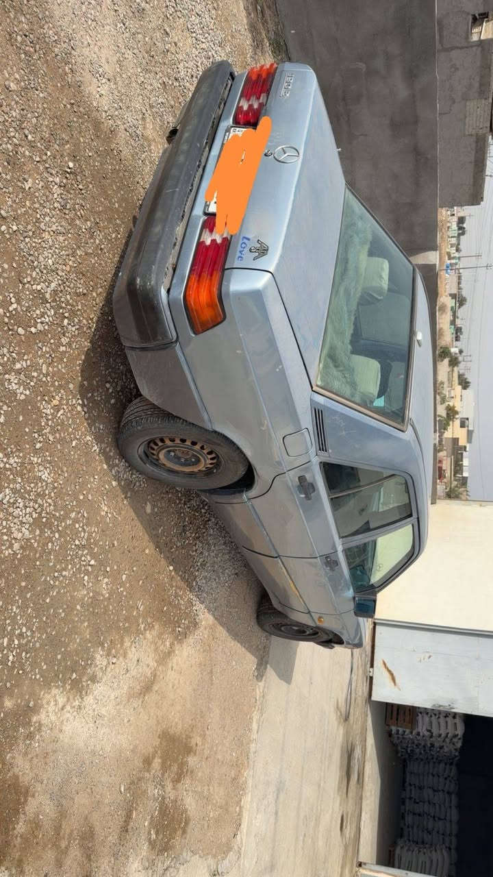 السلام وعليكم اخوان مارسدس 190 طيارين مودين1990 رقم اربيل دولي سنويه جديد محرك ونجي تحويل مباشر بدون صبغ هاي جلح بيهه واضح بصور محرك كيربشرط جديد لوك تايرات جديد صدر جديد مابيهه اي نقص مكاني ديالى سعره 45 مجالهه بسيط *********** تبريد ثلج جاهزة اخوان
