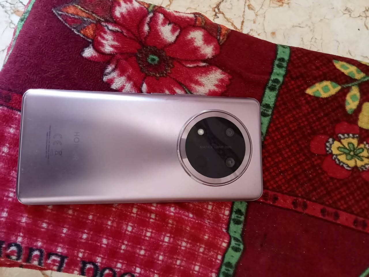 للبيع هونر x9c جهاز مكفول من كلشي نضيف كارتونته موجوده الي يريده يتفضل خاص او يتصل ***********
