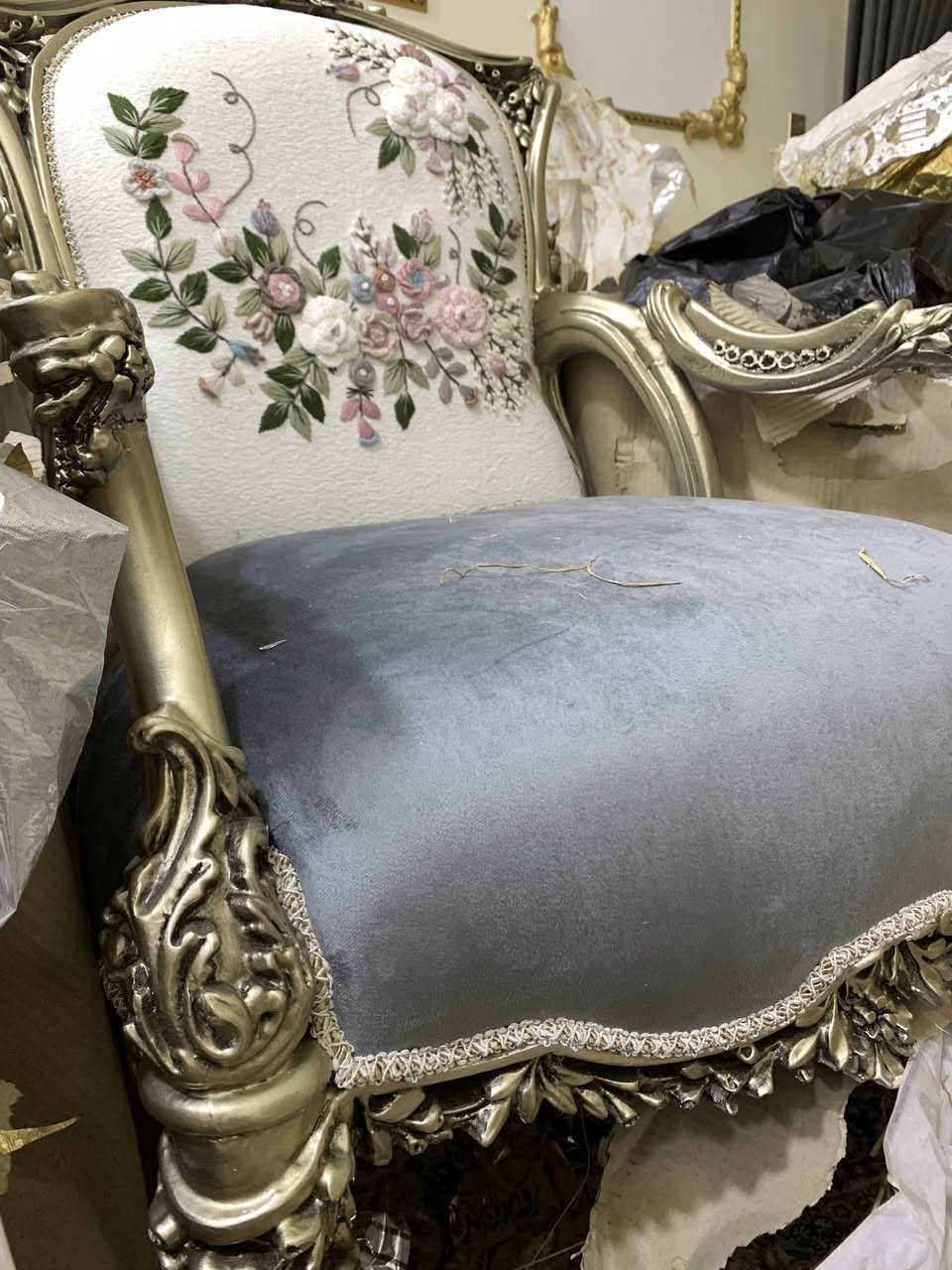 كرسي عدد 2 زان مصري بعده بالغلاف للبيع بسبب ضيق حجم الصالة تجي تاخذ كرسين بالغلاف
سعر الكرسي 175 الكرسين350


**إذا كنت صاحب هذا الإعلان وتريد حذفه لأي سبب، رجاءا أرسل رسالة إلى الدعم الفني**