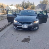 ٢٠٠ بلاتینوم • موتور V6 • دفع رباعي
