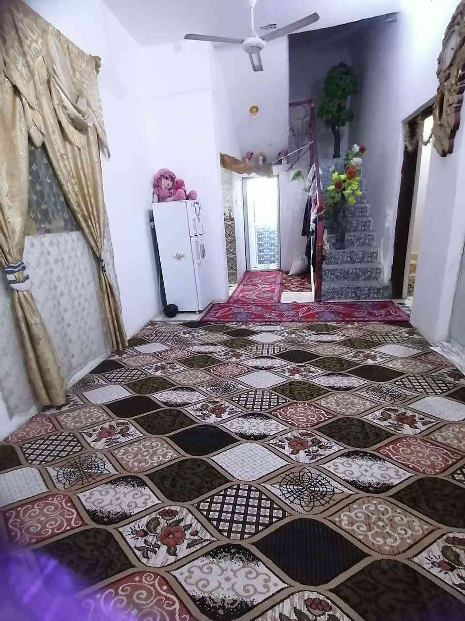 بيت للبيع
حي النور
مساحه ١٢٥ متر طابو صرف
استقبال ٦ طول ٣٢٥٠ عرض
يحتوي على ٢ غرفه
للتواصل والاستفسار.
السعر ٥٧ بيه مجال 
***********
