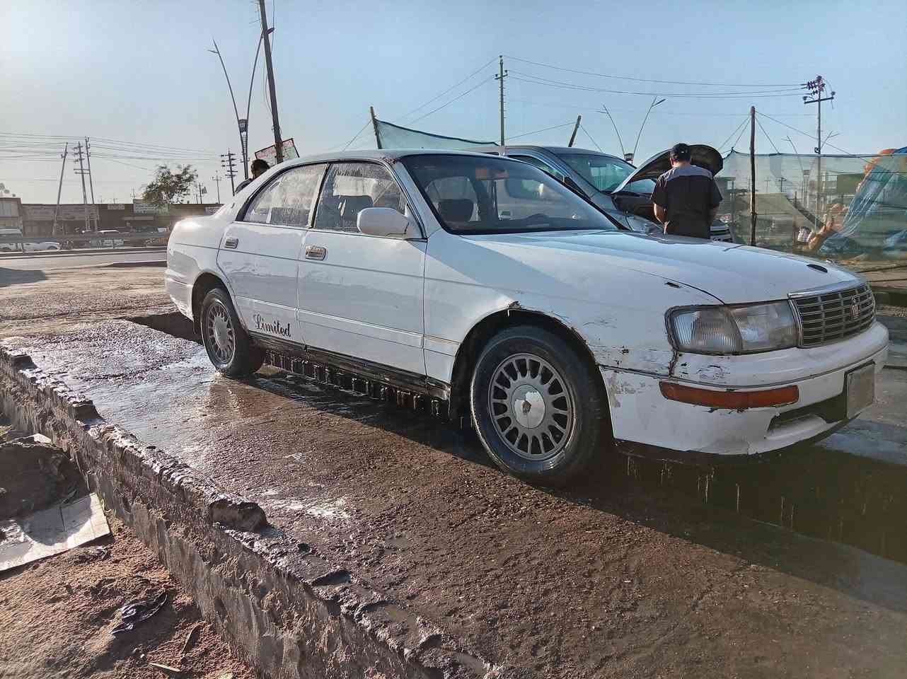 اسلام عليكم ورحمة الله وبركاته من رخصة الادمن المحترم للبيع بطه جاهزه من كلشي وراعيه في البصره سعر ٤٥ وبيه مجال حك لجية عنوان بصره كرمه علي   ***********
