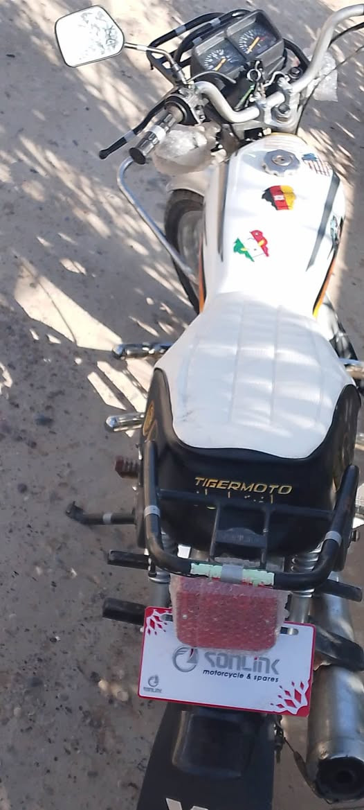 موطار روبر للبيع كامل مكان صلاح الدين بيجي سعره 350 وبي مجال بصيط الاستفسار *********** ولموشراي لا يتعبني
