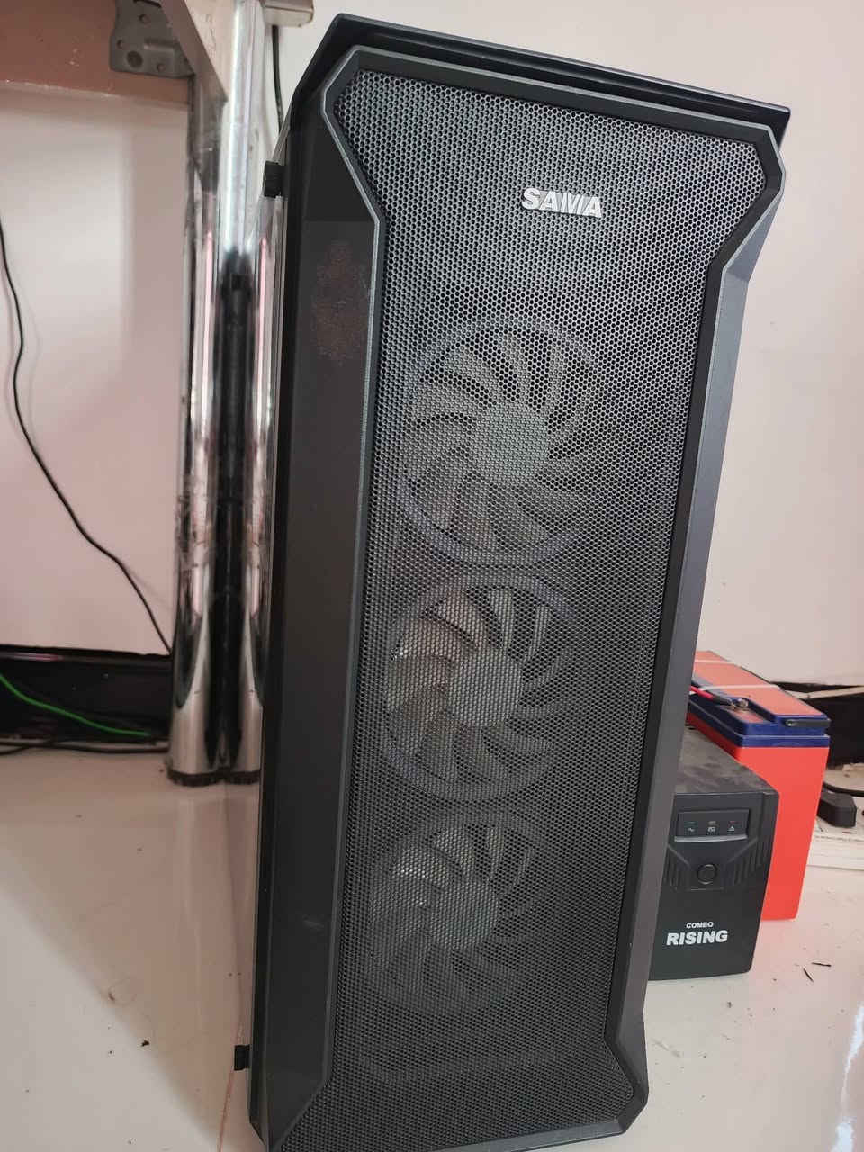 السلام عليكم 
للبيع السعر 250 مكاني بالنجف توصيل ما عندي 
Cor i5 7600
M.b h110
Ram 12 gb
Hard 120 gb SSD
500 gb hdd
RX 580 8gb 
Ps 750 watt
Case sama 4 fan rgb


**إذا كنت صاحب هذا الإعلان وتريد حذفه لأي سبب، رجاءا أرسل رسالة إلى الدعم الفني**