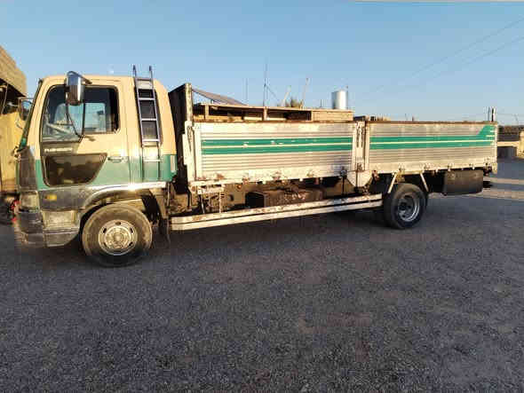 سياره هينو للبيع كير محرك كلو شرط سياره خير من الله جاهزه عشغل.. للاستفسار أكثر اتصل ودلل.. ***********
