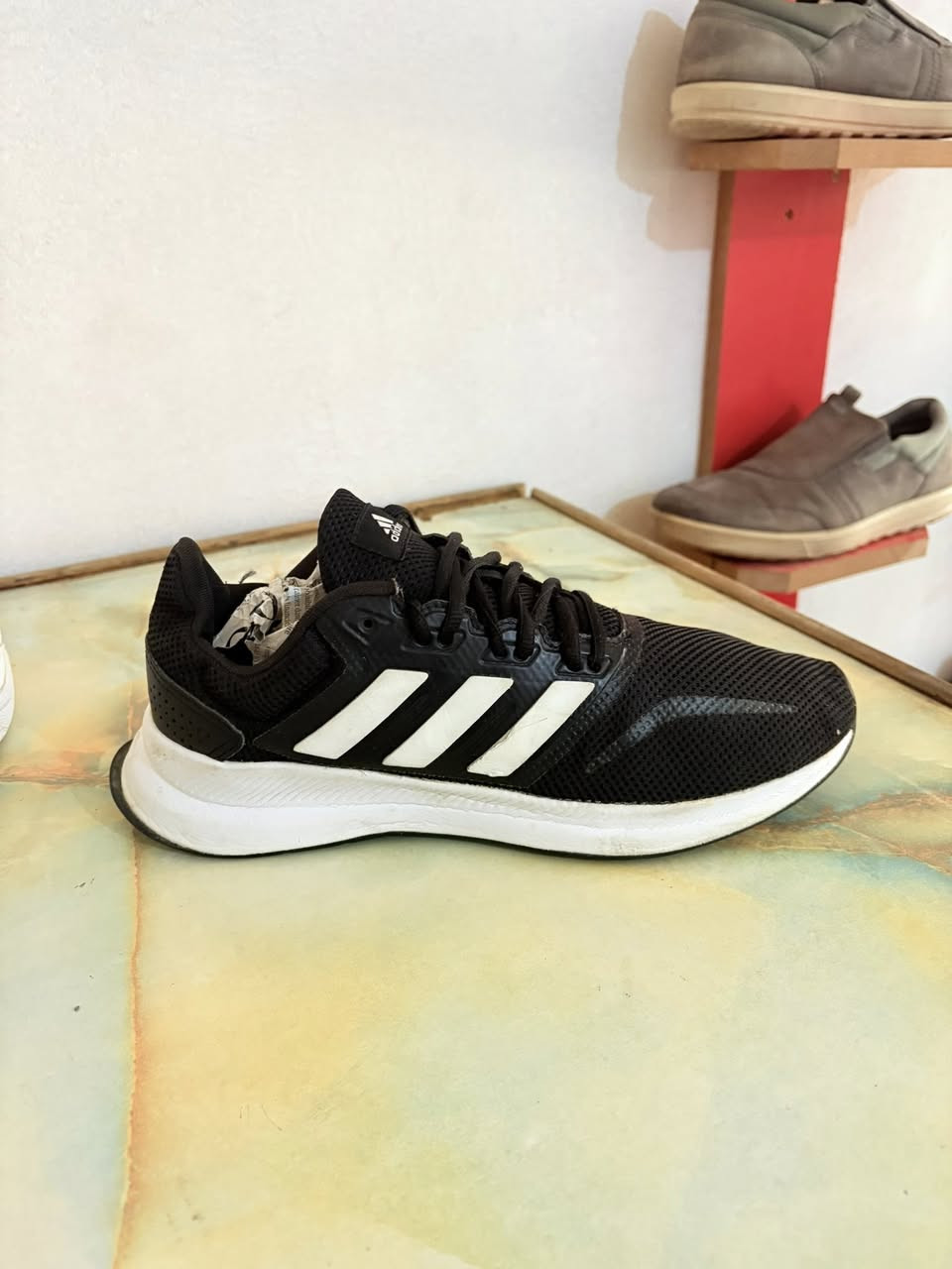 غداً ان شاء الله الساعة العاشرة صباحاً رجالي سوبر كرييم
العنوان: قرب البلدية مقابل محلات بيت شلفة للألبسة


**إذا كنت صاحب هذا الإعلان وتريد حذفه لأي سبب، رجاءا أرسل رسالة إلى الدعم الفني**