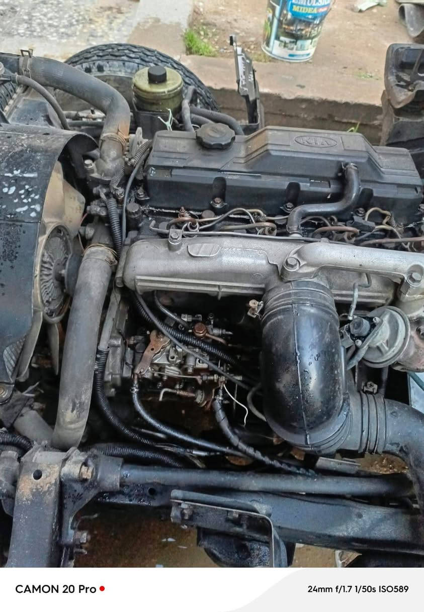 سلام عليكم 
سياره فنتيره ام عيون 👀كلابي سياره على ايدنا نضيفه معنى كلامه صبغته معيوده شاصيه جديد مكفول 
محركه 2700
 بسمي رقمه بغداد 
مكاني بلديات 
رايده ب78 بيها مجال لطيبين 
***********
