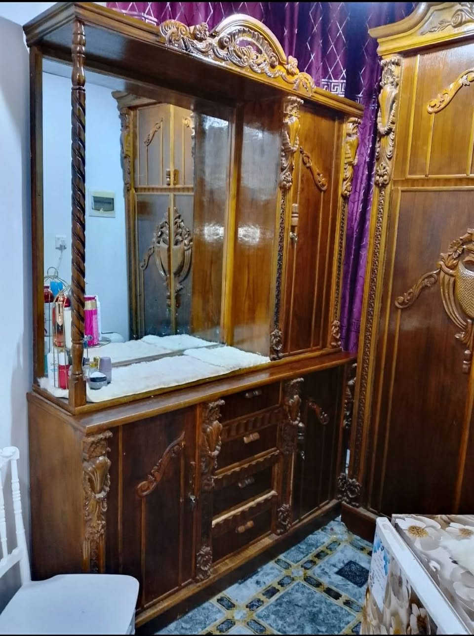 غرفه اخشاب صاج عراقي ثقيل درجه اولى للبيع غرفه جديده ونضيفه حيل 
***********
