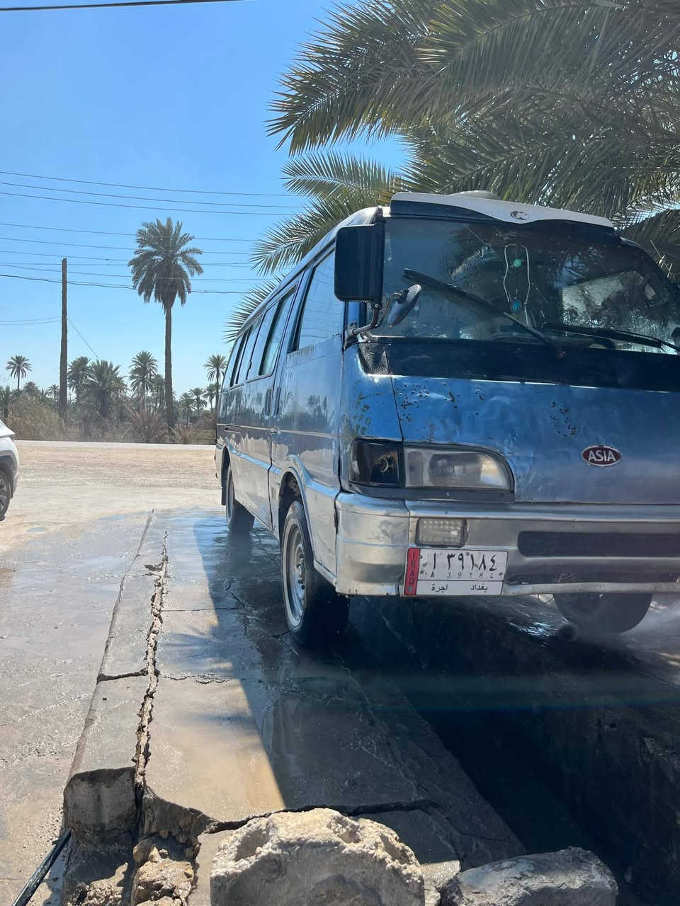 السلام عليكم اسيا للبيع موديل 1994 رقم بغداد الماني سيارة حلوة انظف من الصور تخم تاير داينمو سلف السعر 60 دوشمة كشنات جدد  باتري كلة جديد للاستفسار اكثر الاتصال *********** المكان بابل مركز المدينة السعر 60
