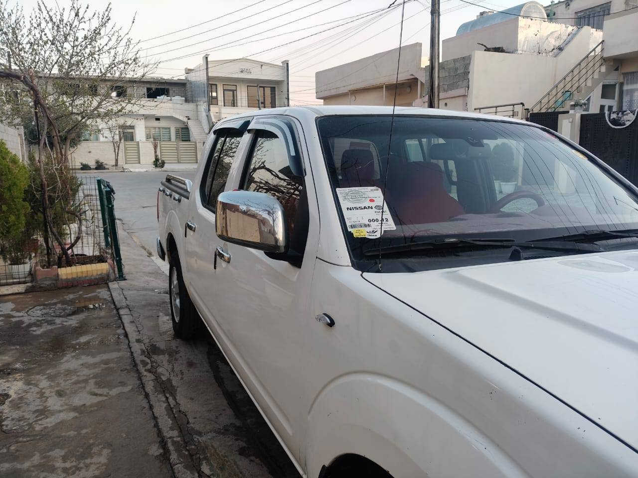 ناڤارا مودیل 2011 گێر عادی ڕەنگی سپی بڕاوە ماڵی دۆستە هموگیانی بەشەرت شانصی لیزەرە نرخی 48گەڵاو معاملە ژمارەی خاوەنی *********** بنجوين, السليمانية
