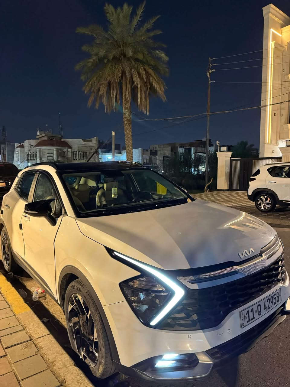 كيا اسبورتج خليجي 2025 رقم بغداد ماشية 32الف ب220$
✔️بنوراما 

✔️بصمة + تشغيل عن بعد 

✔️جنطه كهرباء 

✔️كراسي كهرباء + تدفئه كراسي 

✔️شفتات ستيرن 

بيها بارد بسيط بالباب موضح بصورة + نفس الباب دبل كوت يجي من شركة مصبوغ مرتين   

السعر 220$
التواصل /***********
