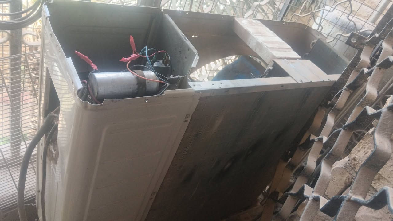 سبلت طن ونص دايكن شغاله وتبريد جيد بس المروحه مالت القطعه الخارجية لا تعمل ب ١٥٠ الف عنواني نجف


**إذا كنت صاحب هذا الإعلان وتريد حذفه لأي سبب، رجاءا أرسل رسالة إلى الدعم الفني**