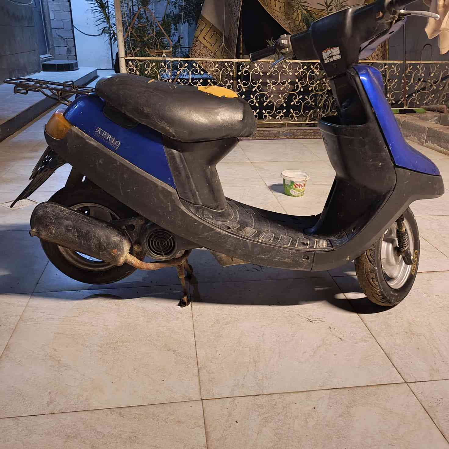 السلام عليكم دراجة بطة ياباني دراجة نضيفة وكلشي ما نقصهة كلجات جدد حلوه ونضيفة مكينة زينة السعر 350وبيهة مجال للشراي وهاذ رقمي ***********
