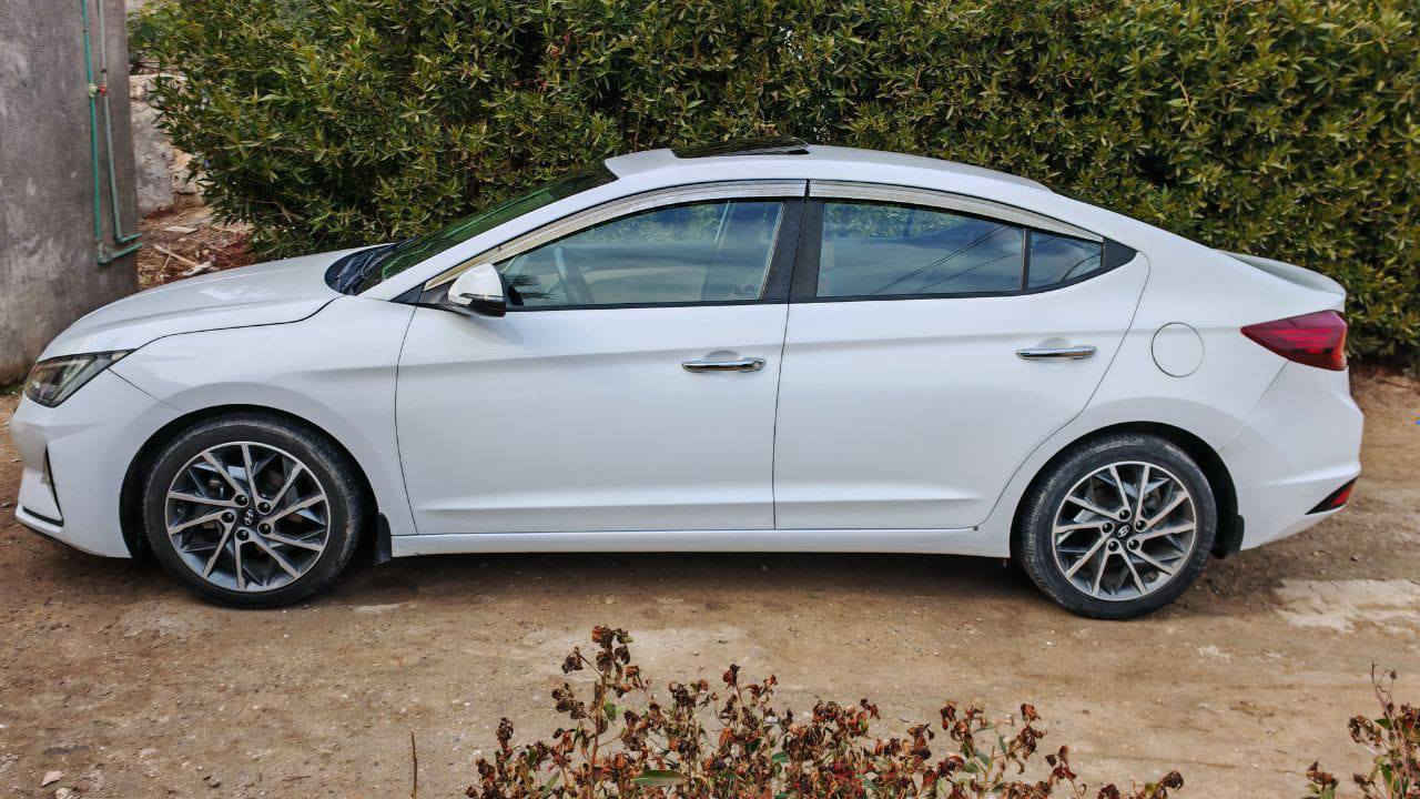 السلام عليكم 
موديل 2019 خليجي فول السياره1/1 
سنويه جديده هزه جديده السياره  ماشيه 159 السونار موجود بالمنشور عده جهت السايق مامبين بالبنيد بارد حسبت شبر 
ب152 وبيه مجال مكان كربلاء طويريج ‏‪


**إذا كنت صاحب هذا الإعلان وتريد حذفه لأي سبب، رجاءا أرسل رسالة إلى الدعم الفني**