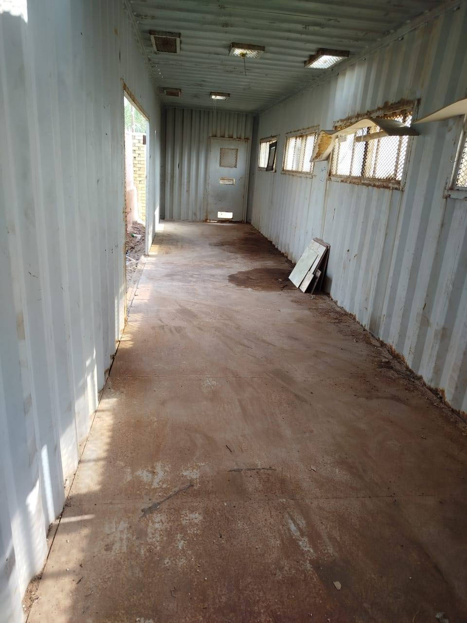 حاويه 12متر مكان كربلاء السعر 15 ورقه وبيها مجال للاستفسار ***********
