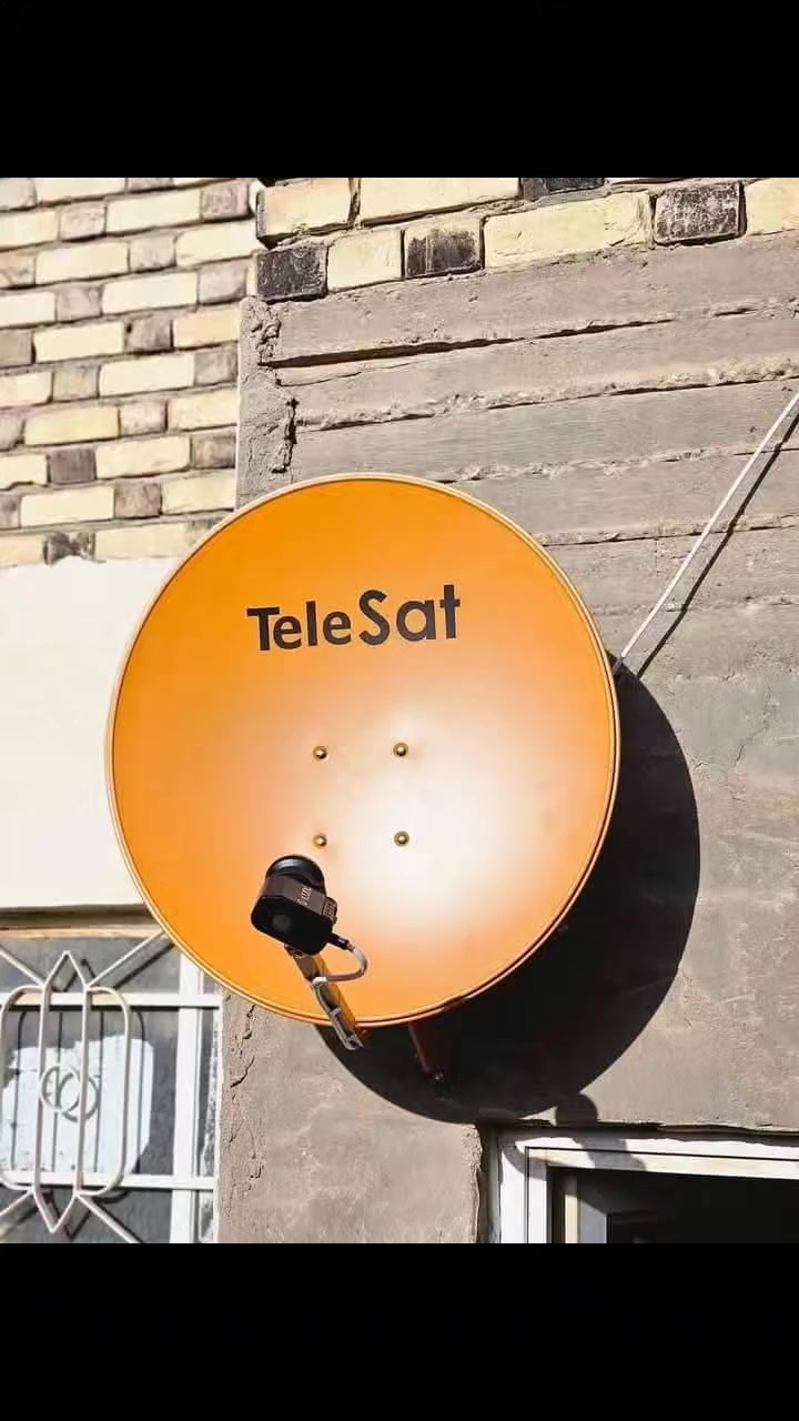 تنصيب صحن جداري تعليك بالحائط 
.
.
.
. *********** او واتساب
