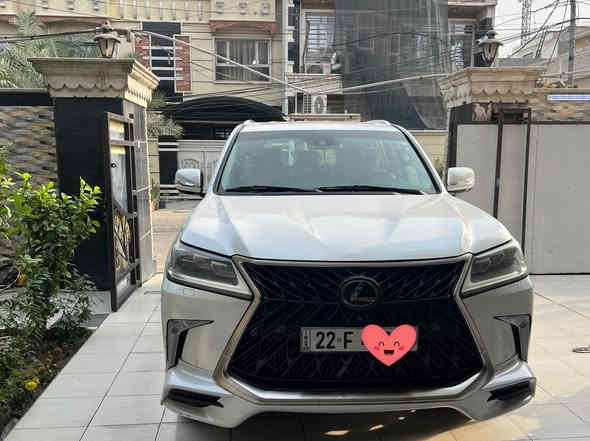 السلام عليكم 
للبيع لكزز LXS 

الموديل 2018
ماشيه 100km بلادي مملعوب بالعداد 
السيارة فول مواصفات ومعروفة مواصفاتها 
مكفوله من كلشي رقم اربيل مكاني بغداد / الدورة
السعر 72,000$ (سبع شدات وعشرين) بيه مجال للشراي
رقمي ***********
