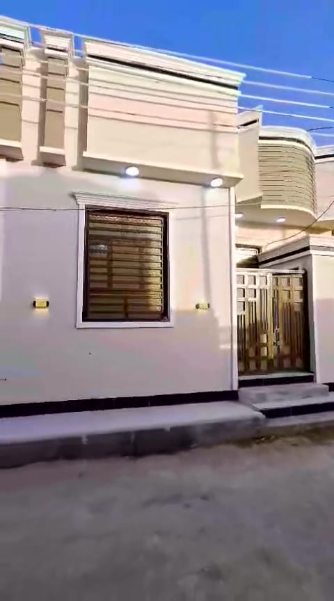 بيتين كل بيت ١٠٠م للبيع أمامي وخلفي سوه كلمن طابو بوحده يتكونن من غرفه وصاله واستقبال ومطبخ وصحيات وكل بيت بي مخزن فوك للتواصل واتساب #بالاسكان_ الصناعي نزله البانزين خانه
*********** ابو ساره
*********** ابو علي
