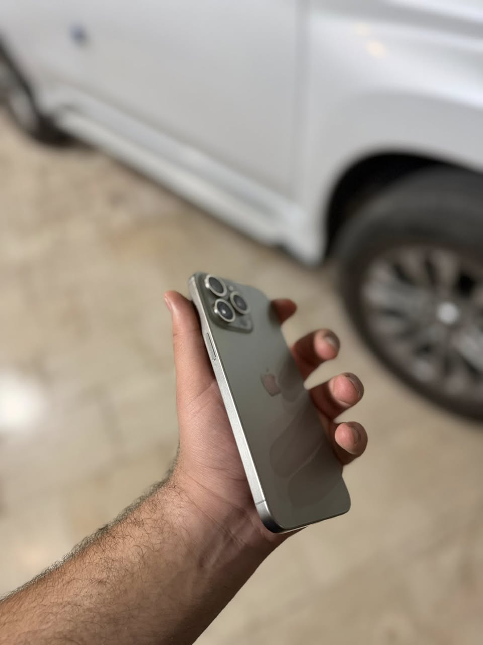 15 بروماكس تيتانيوم☎️👌
شرق اوسط ((AAA))
 ذاكره : 256
بطاريه : 83 بلاديه 👉

الجهاز نضيف ووتر ومكفول💯
نضيف كلش ماداخل صيانه وما مفتوح 👌

السعر : 980 💵
مكاني نجف حي المهندسين
تواصل : *********** اتصال او واتساب غير متواجد علفيس👌
