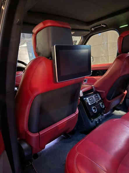 رانج 2021 فوك وكالة الالمانية
8 سلندر 
كشن مساج السيارة فول مواصفات
ماشية 62 الف 
بيهة صبغ شوية بالجاملغ الخلفي جوة قبق البانزين
الباقي مكفول
السعر 52 
***********
