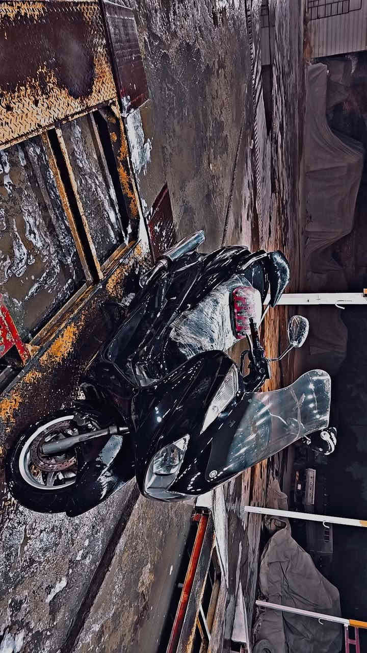 سلام عليكم شباب دراجا ماجستا ملي اكرند امرقمه اب اسمي الدراجه امعلكه ولف وسويتا باقي بس عل شد ماعدي مجال الدراجه للبيع السعر 1300 وبيها مجال الرقم ***********
